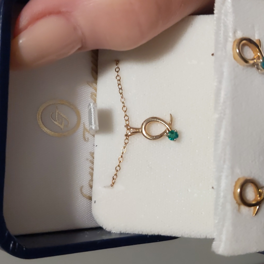 Emerald Necklace and Earrings Set - Picture 2 of 6